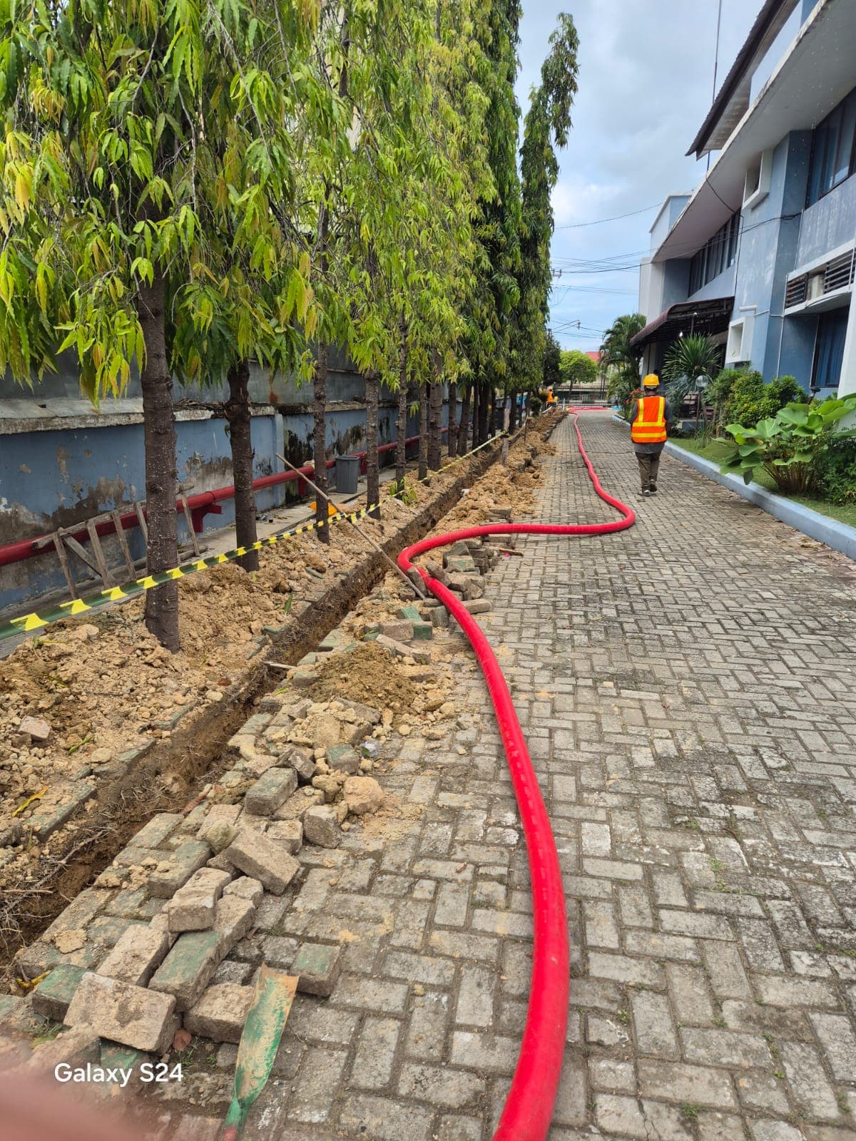 Ekspansi Jaringan Listrik untuk Kawasan Komersial